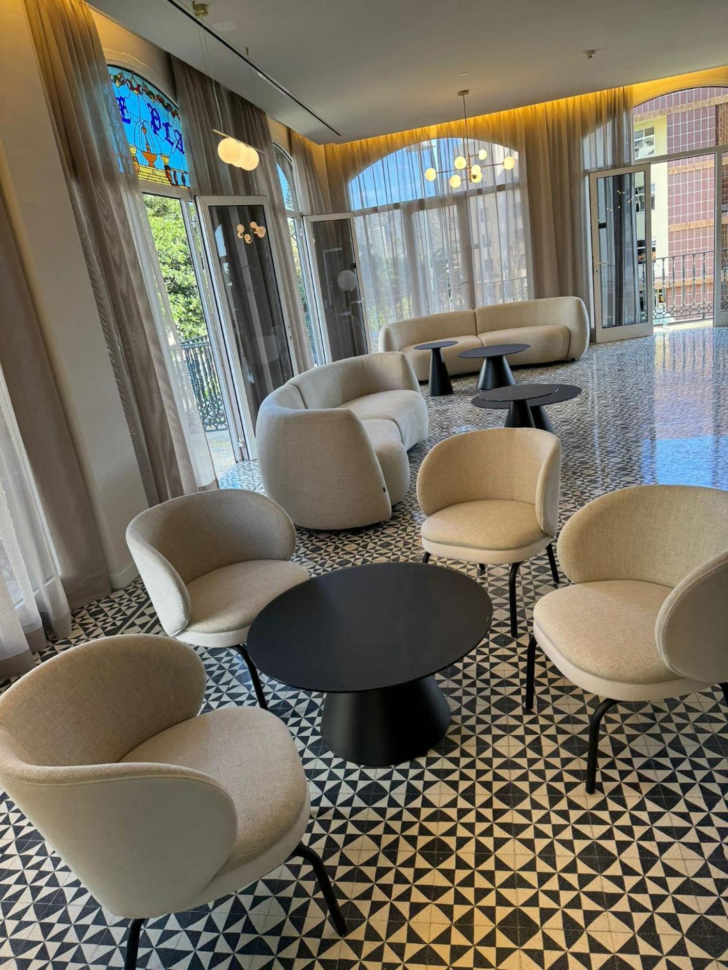 Hotel Reveron Plaza 洛斯克里斯蒂亚诺斯 外观 照片