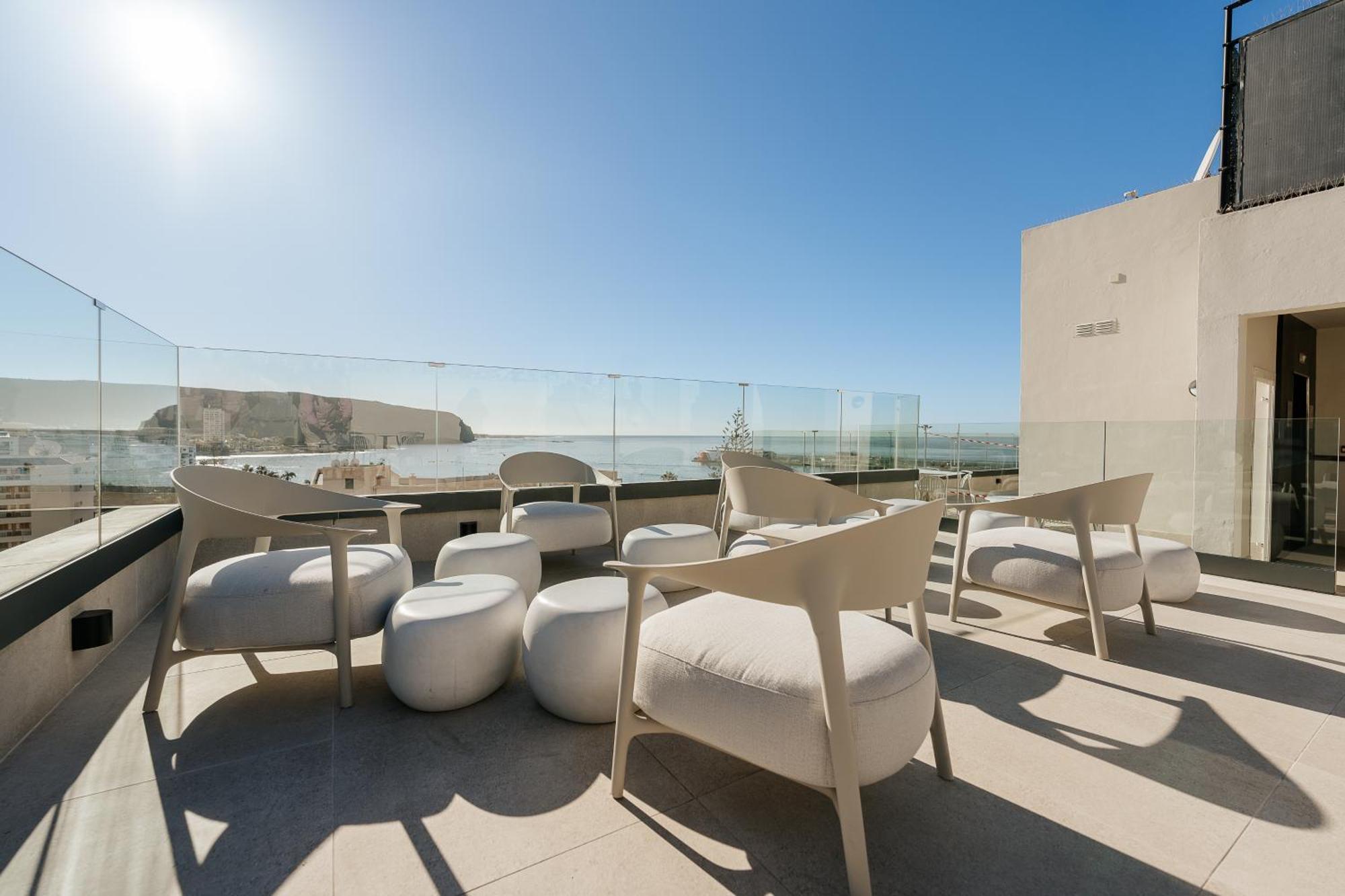 Hotel Reveron Plaza 洛斯克里斯蒂亚诺斯 外观 照片